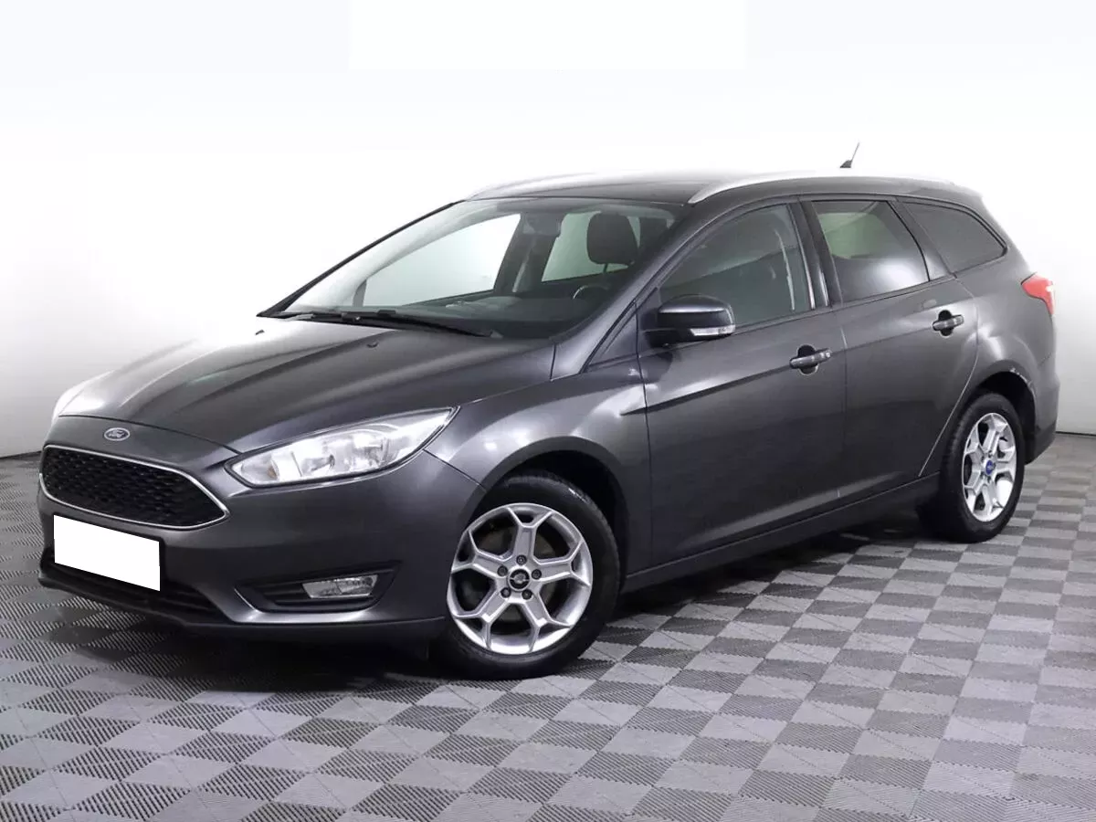 Купить Ford Focus 2018 г.в. 125182 Робот Бензин/1600 см3 за 582000 руб.  скидка 388000 руб. в Кредит от 4.9% годовых.